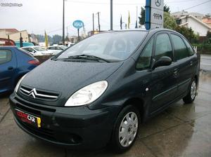 Citroën C4 Picasso 1.6 Hdi Junho/04 - à venda - Ligeiros