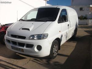 Hyundai H-1 2.5 TDi 3 L Maio/00 - à venda - Comerciais /