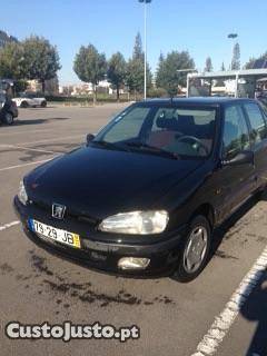 Peugeot Outubro/97 - à venda - Ligeiros Passageiros, Braga