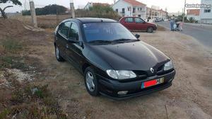 Renault Megane Comercial 1.9 Dti Dezembro/98 - à venda -