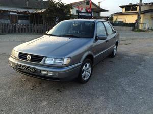 VW Passat GL TDi Abril/94 - à venda - Ligeiros Passageiros,