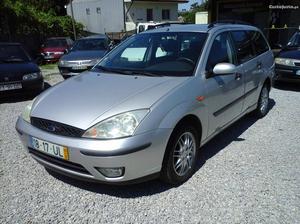 Ford Focus super estimada Dezembro/02 - à venda - Ligeiros