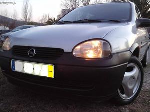 Opel Corsa Swing Agosto/00 - à venda - Ligeiros