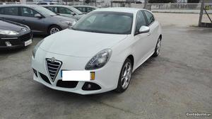 Alfa Romeo Giulietta 1.6 JTDM Dezembro/11 - à venda -