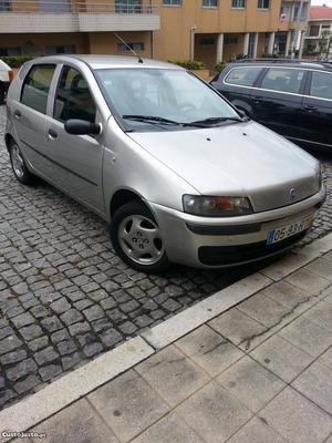 Fiat Punto 1.2 Dezembro/01 - à venda - Ligeiros