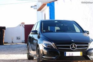 Mercedes Benz B200 cdi auto AMG Fevereiro/14 - à venda -