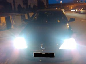 Opel Corsa 1.0 Confort Março/02 - à venda - Ligeiros