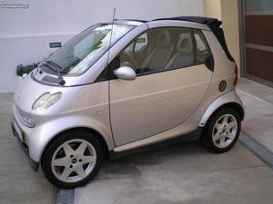 Smart ForTwo cdi cabrio Junho/04 - à venda - Ligeiros