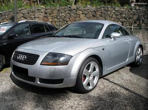 Audi TT 1.8 Turbo Quatro Março/02 - à venda - Ligeiros