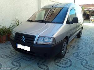 Citroën Jumpy 2.0HDI 3Lugares Abril/05 - à venda -