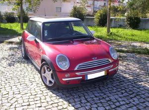 MINI One 1.4 turbo diesel Fevereiro/04 - à venda - Ligeiros