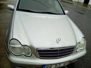 Mercedes-Benz C 220 CDI Abril/00 - à venda - Ligeiros