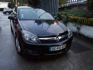 Opel Astra Astra GTC 1.7 CDTI Fevereiro/08 - à venda -