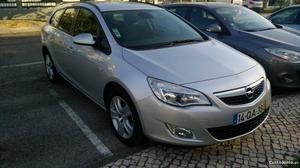 Opel Astra Caravan 1.7 Cdti Abril/11 - à venda - Ligeiros