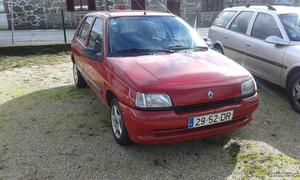 Renault Clio 1.2 Março/95 - à venda - Ligeiros