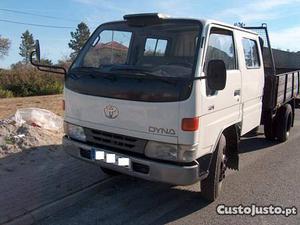 Toyota Dyna chassis / cabine Abril/95 - à venda -