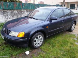 VW Passat 1.9 tdi 110cv Janeiro/97 - à venda - Ligeiros