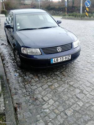 VW Passat tdi Fevereiro/97 - à venda - Ligeiros