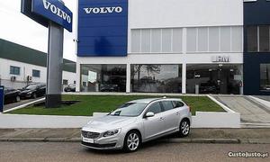 Volvo V60 DCV Momentum Agosto/15 - à venda - Ligeiros