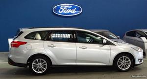 Ford Focus Trend 1.5 TDCi SW Maio/15 - à venda - Ligeiros