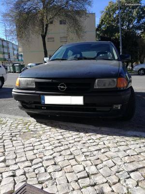 Opel Astra 1.4 SPORT SEDAM Maio/94 - à venda - Ligeiros