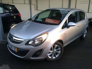 Opel Corsa 95cvs ALL Black Março/14 - à venda - Ligeiros