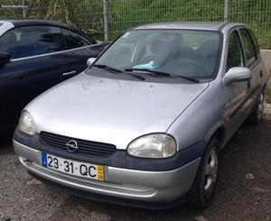 Opel Corsa v Agosto/00 - à venda - Ligeiros