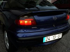 Opel Tigra v Maio/96 - à venda - Ligeiros