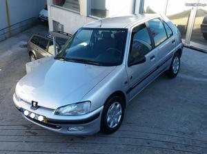 Peugeot  D 5 Lugares Março/98 - à venda - Ligeiros