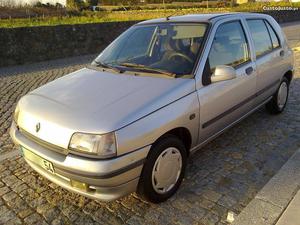Renault Clio 1.2 Junho/90 - à venda - Ligeiros Passageiros,