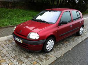 Renault Clio 1.2 rn Abril/01 - à venda - Ligeiros