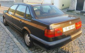 VW Passat GL 1.9 Tdi C/AC Setembro/96 - à venda - Ligeiros