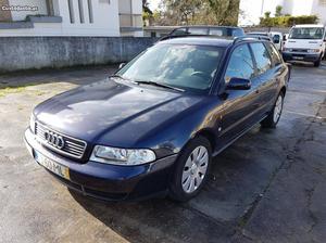 Audi A4 1.9 tdi Outubro/96 - à venda - Ligeiros