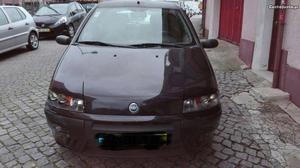 Fiat Punto 1.2 Janeiro/02 - à venda - Ligeiros Passageiros,