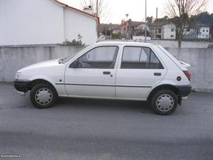 Ford Fiesta 1.4.i Janeiro/89 - à venda - Ligeiros