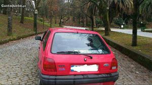 Ford Fiesta  Junho/92 - à venda - Ligeiros