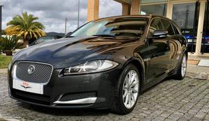 Jaguar XF 2.2D Premium Luxury Junho/13 - à venda - Ligeiros