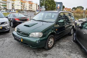 Kia Carnival 2.9 TDi LS Top Novembro/00 - à venda -