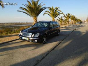 Mercedes-Benz E 220 Avangarde Julho/04 - à venda - Ligeiros