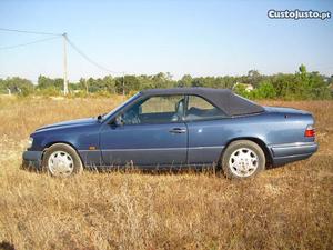 Mercedes-Benz E 220 cabrio Janeiro/94 - à venda -