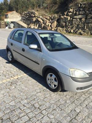 Opel Corsa 1.2 i Janeiro/01 - à venda - Ligeiros