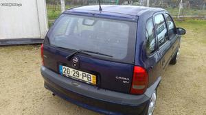 Opel Corsa Económico Fevereiro/00 - à venda - Ligeiros