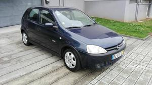 Opel Corsa  v elegance Junho/02 - à venda - Ligeiros