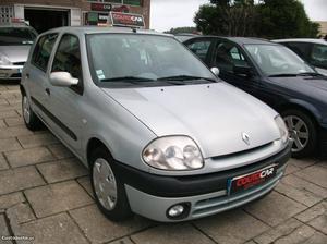 Renault Clio 1.2 Direc Assist, Maio/01 - à venda - Ligeiros