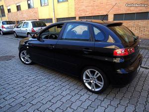 Seat Ibiza 1.9 TDI - 130cv Junho/02 - à venda - Ligeiros