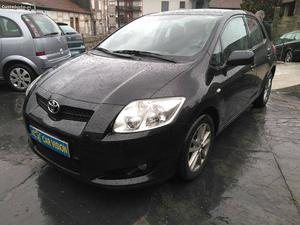Toyota Auris 1.4 D4D Setembro/08 - à venda - Ligeiros