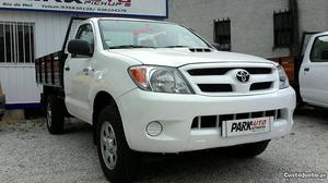 Toyota Hilux 2.5 D4d 4x4 2 lug Junho/07 - à venda -