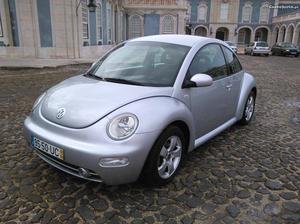 VW New Beetle 1.4 Setembro/02 - à venda - Ligeiros