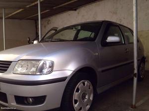 VW Polo 1.0 mpi Julho/01 - à venda - Ligeiros Passageiros,