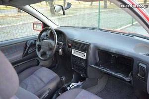 VW Polo 1.4i Agosto/98 - à venda - Ligeiros Passageiros,